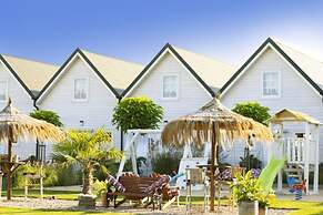 Holiday Homes With Private Garden, Summer Pool