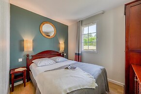 Stunning Landes Pine Apartment for 5