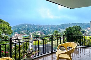 Queens Mount Ridge - Kandy