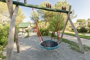 Stay With Private Outdoor Space