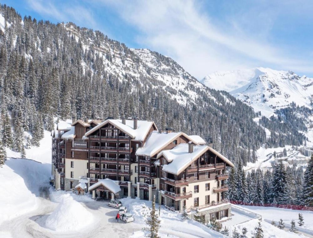 Alps Flat With Heated Pool