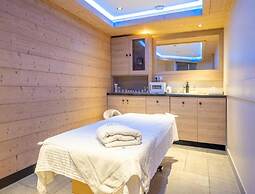 Alps Flat With Heated Pool