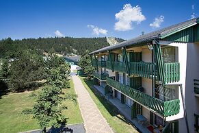 Charming Pyrenees Mountain Getaway