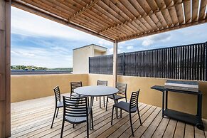 Lecci Villa With Outdoor Pools