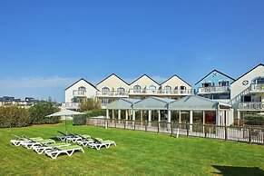 Courseulles Family Apartment for 6