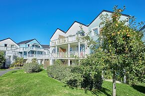 Courseulles Family Apartment for 6