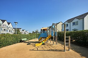 Courseulles Family Apartment for 6