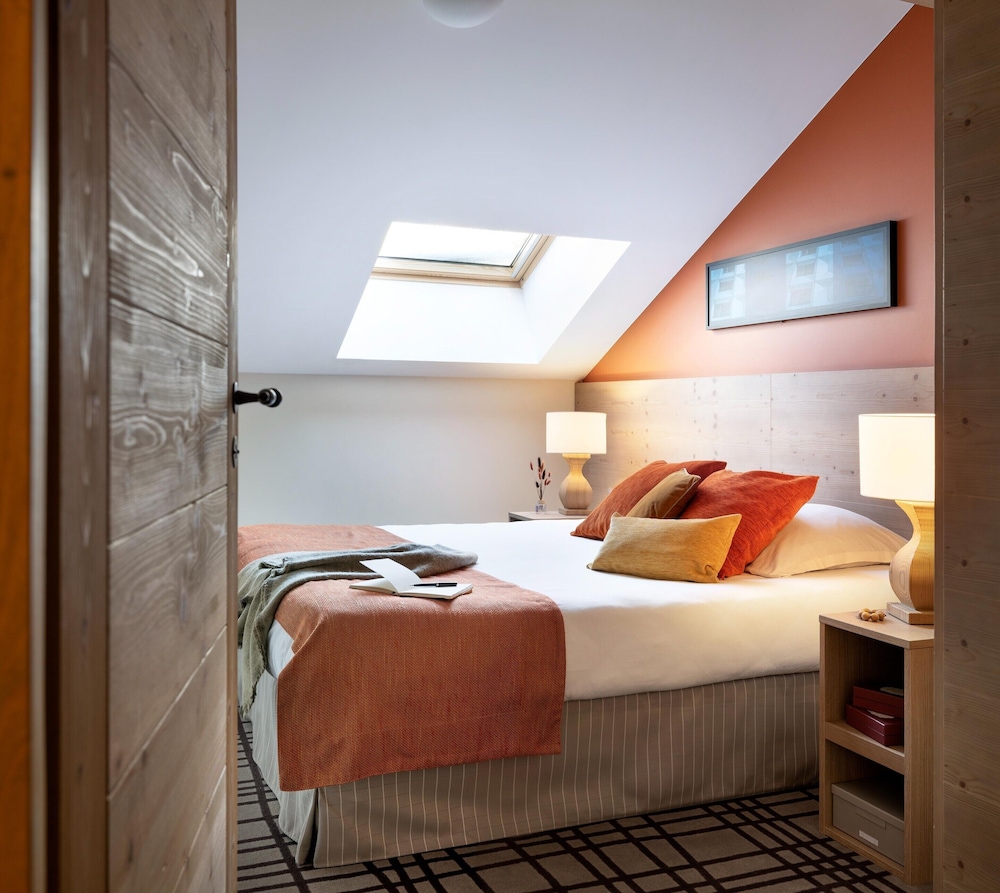 Retreat With Spa Access