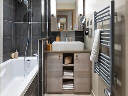Retreat With Spa Access