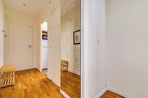 1bdr/2p Apt - Near Monceau et Arc de Triomphe