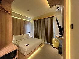 Alltrue Seminyak Bali