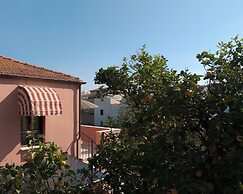 Spartacus Garden