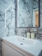 Apartment Marble View