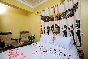 Bella Casa Pyramids Inn