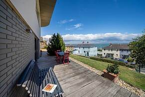 Mainsail Coastal Living on Prestigious Road