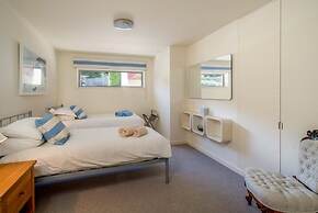 Mainsail Coastal Living on Prestigious Road