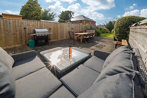 Firefly House Central Cowes