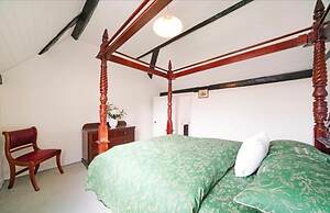 Grade 2 Listed 20 Mins to Baker Street Sleeps 17