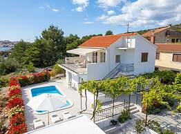 Mediterranean Dream Villa With Pool