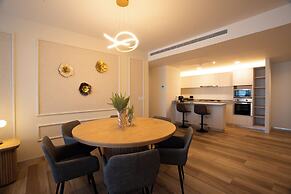 Modern & Comfortable Apartment