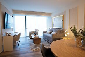 Modern & Comfortable Apartment