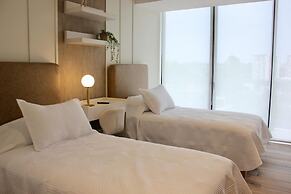 Modern & Comfortable Apartment