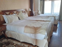 The Treetops Lodge