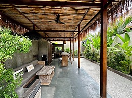 Villa Chempaka Chill by Alfred in Bali