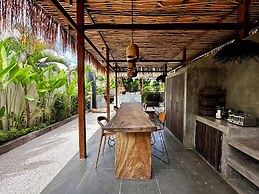 Villa Chempaka Chill by Alfred in Bali