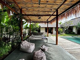 Villa Chempaka Chill by Alfred in Bali
