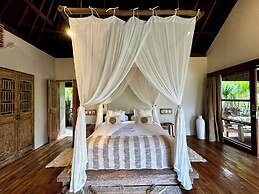 Villa Chempaka Chill by Alfred in Bali