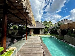 Villa Chempaka Chill by Alfred in Bali
