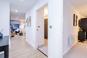 Modern 2BR Apartment Leeds Centre