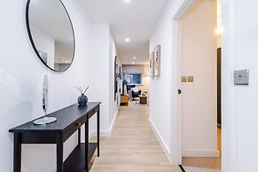 Modern 2BR Apartment Leeds Centre