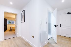 Modern 2BR Apartment Leeds Centre