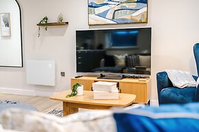 Modern 2BR Apartment Leeds Centre