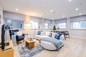 Modern 2BR Apartment Leeds Centre