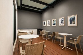 Casa Tokio