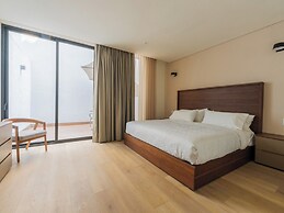 Casa Tokio