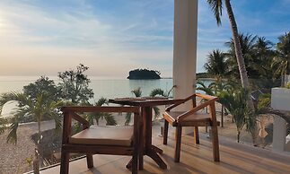 Binucot Pearl Boutique Resort