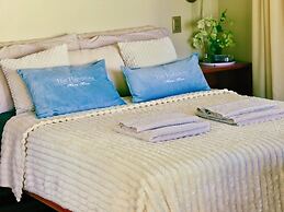 Binucot Pearl Boutique Resort
