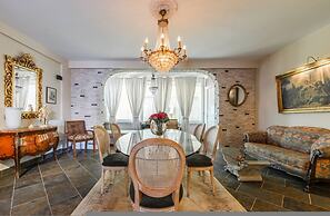Classic City Stay 1BR in Historic Location