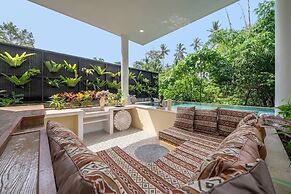 A Cliff Residence Villa