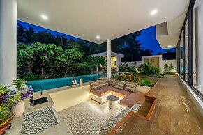 A Cliff Residence Villa