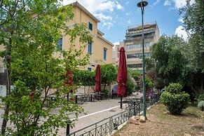 LIV - Upscale Athenian Apartment 1A