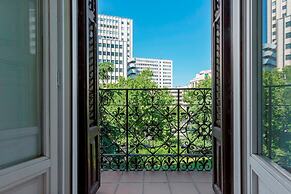 Central 2BD Apt Facing Torre Madrid Duque de Osuna