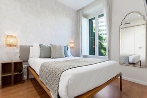 Central 2BD Apt Facing Torre Madrid Duque de Osuna