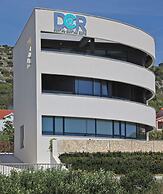 Trogir sky view suites
