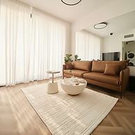 High-End 1BR Secure Tower Parking Mamak