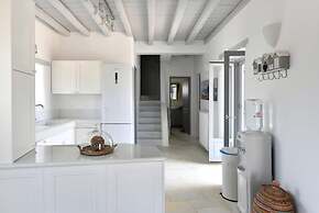 Sunray Pounta Paros Beachfront Villa Near Kitesurf